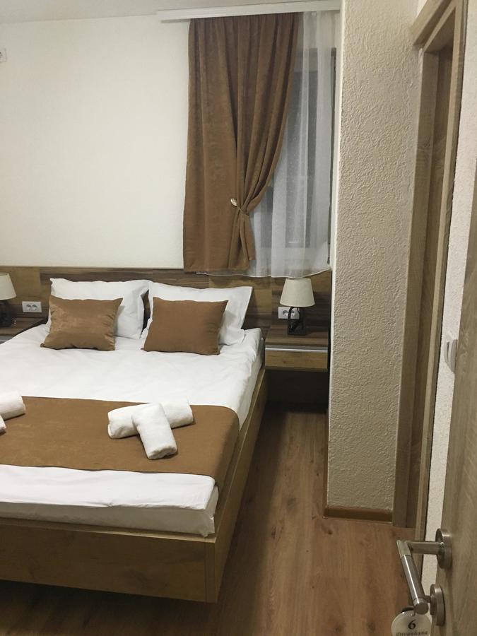 Bed And Breakfast Divanhana Novi Pazar Kültér fotó